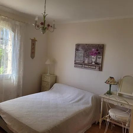 Sarazine Ла Круа-Вальме